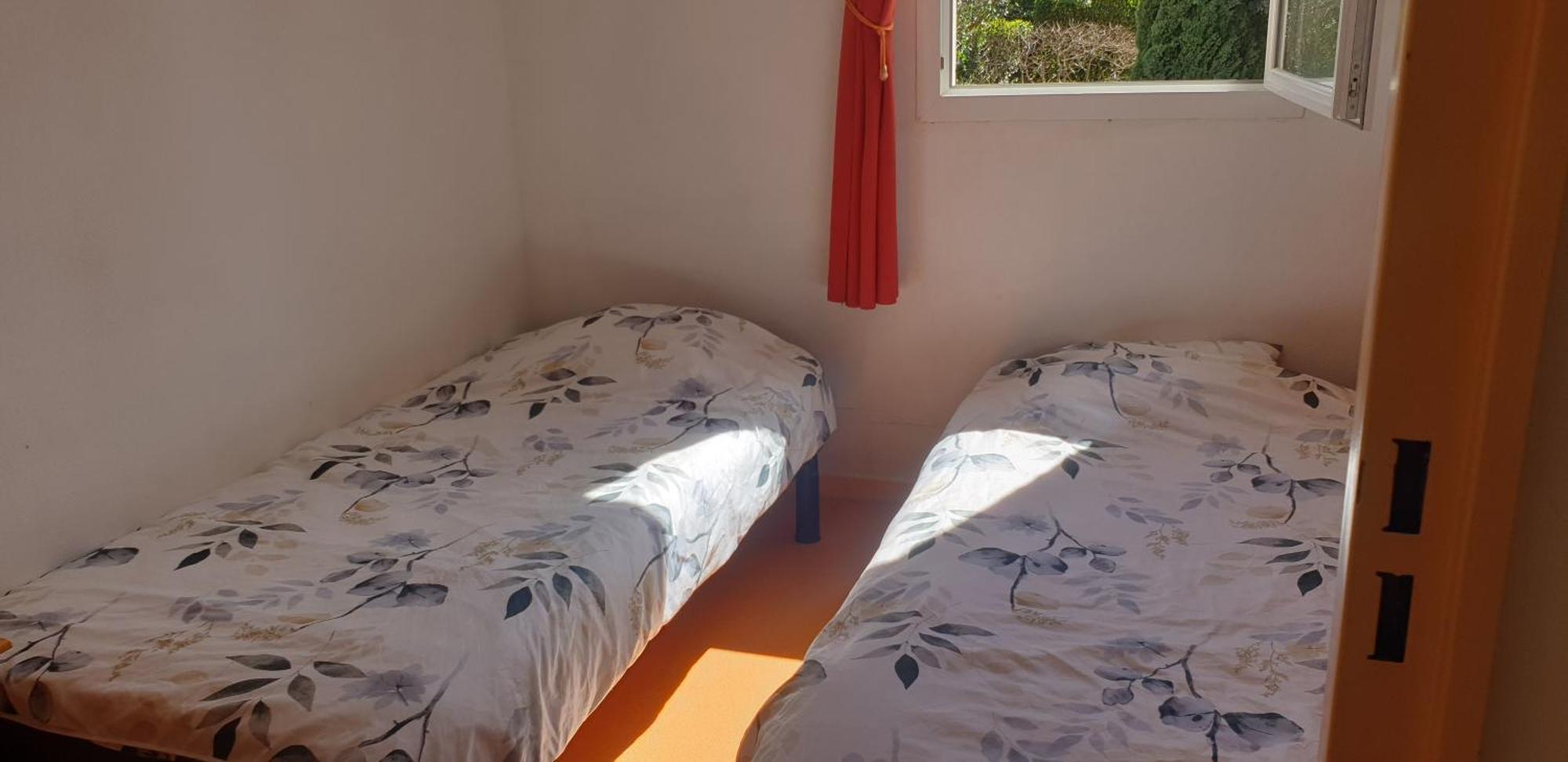 Maison"La Cigale Du Sud" Calvisson Zimmer foto